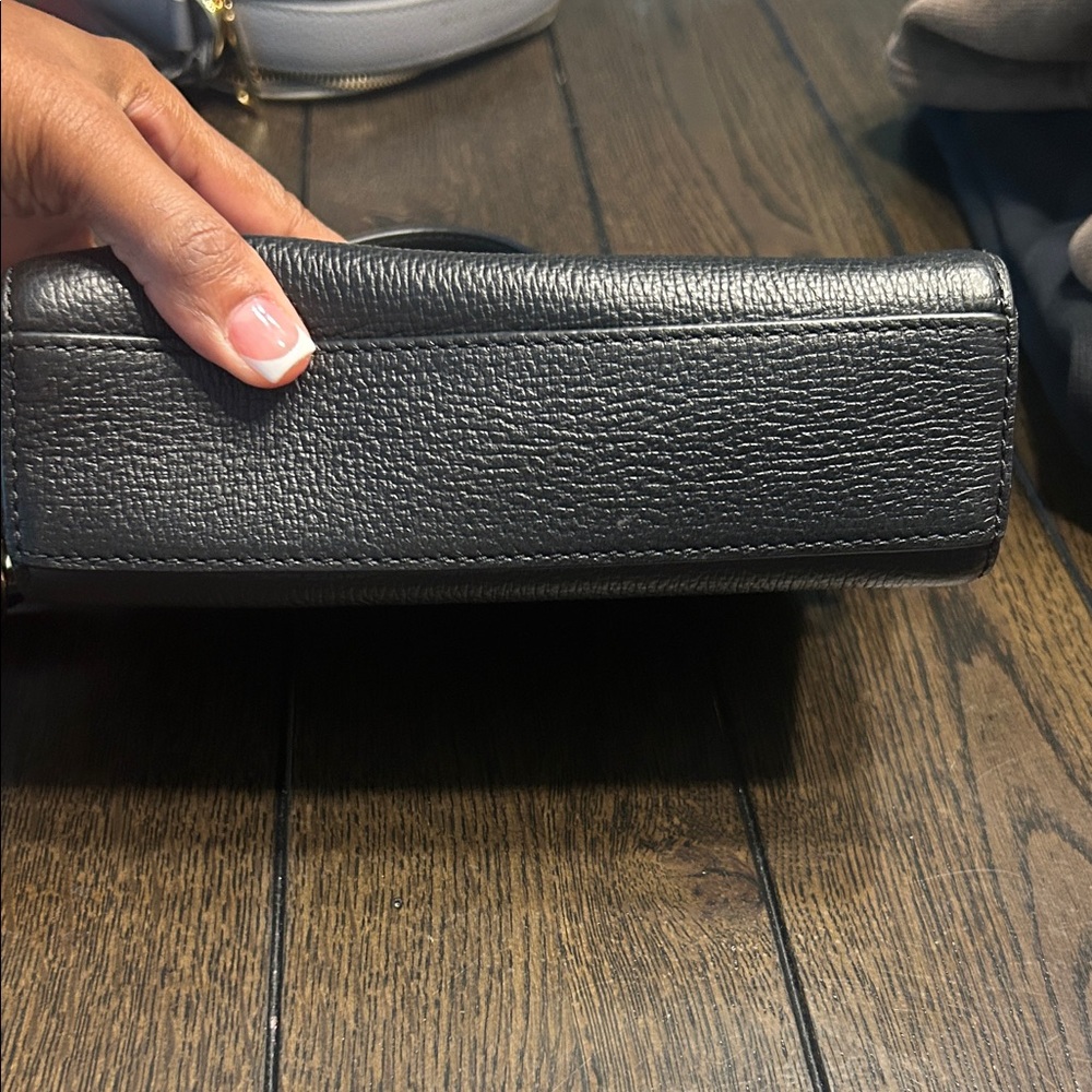 Marc Jacobs Black Leather Crossbody Bag - Picture 5 of 7